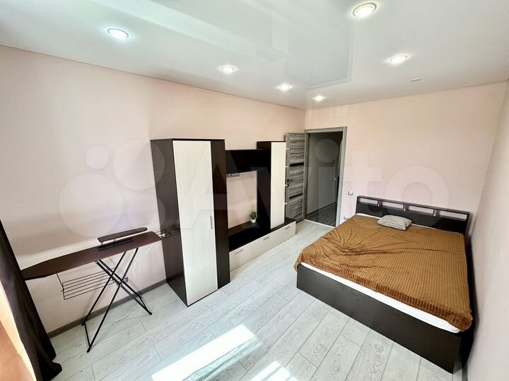 2-к. квартира, 65 м², 2/17 эт.