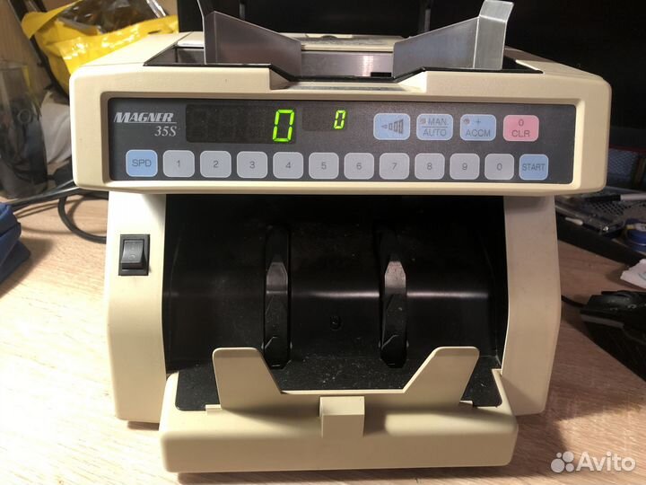 Счетчик банкнот Magner 35 S