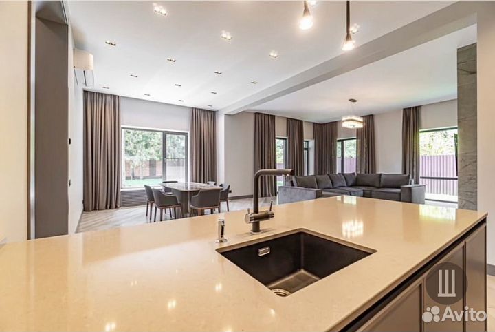 Кухонный гарнитур на заказ