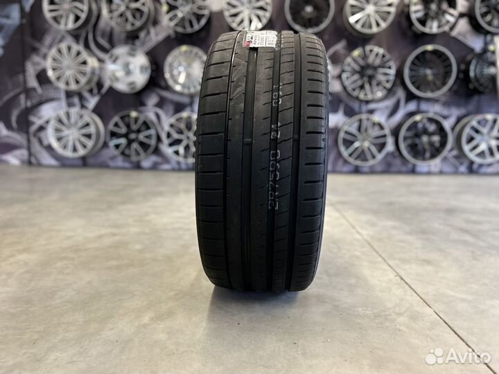 Yokohama Advan Sport V107 275/35 R21 103Y