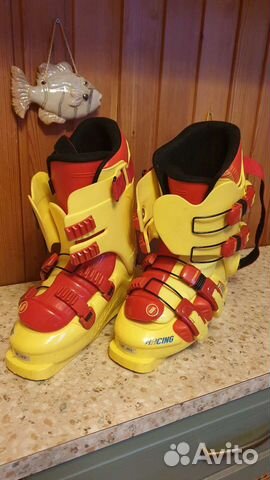 Горнолыжные ботинки tyrolia