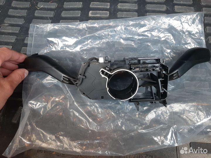 Подрулевой переключатель (стрекоза) polo седан