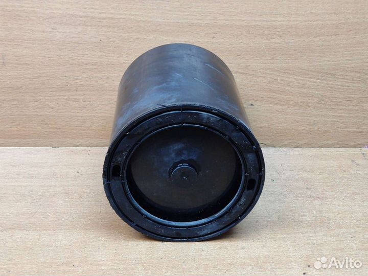 Адсорбер, Volvo 960