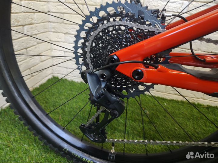 Specialized Enduro Comp Carbon 2023