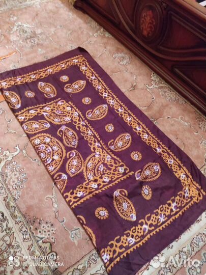 Шелковый платок