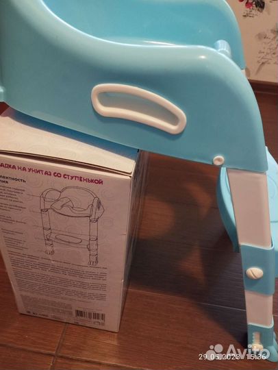 Сиденье на унитаз со ступенькой