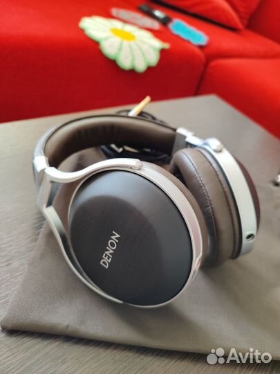 Проводные наушники Denon AH-D5200