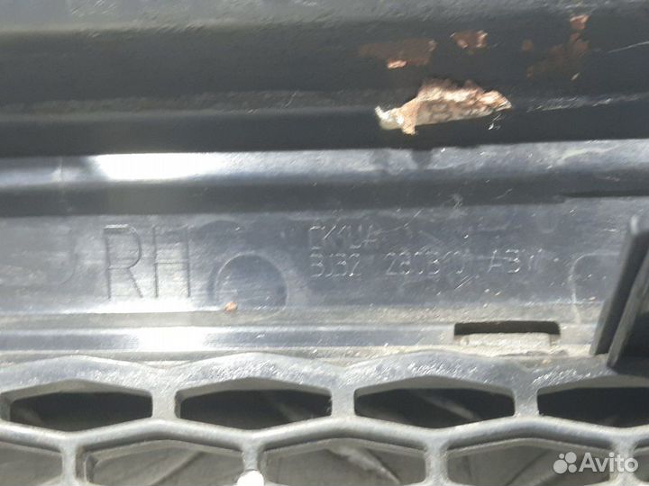 Б/У Накладка переднего крыла правого#001