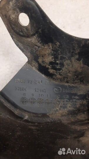 Брызговик задний правый Mazda 3