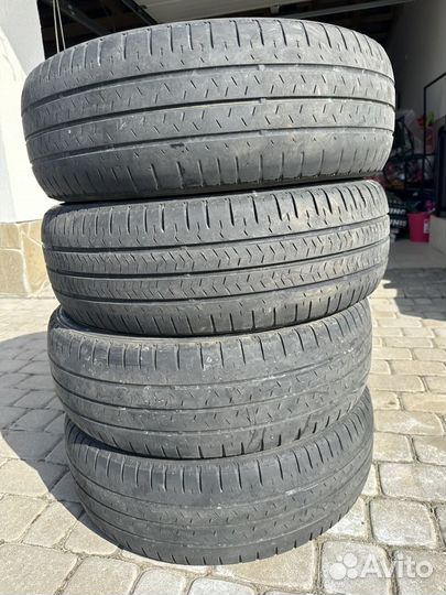 Nexen Roadian CT8 215/65 R17 104T