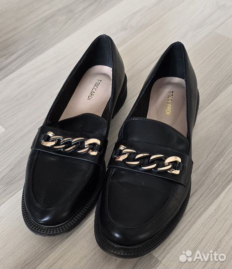 Лоферы женские