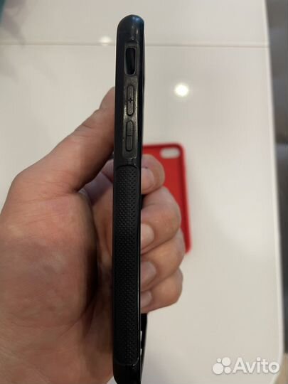 Чехол на iPhone 7