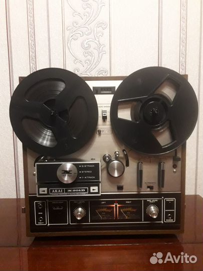 Катушечный магнитофон akai x201d