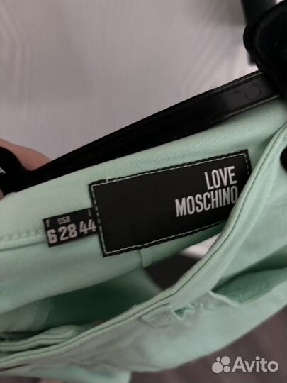 Love moschino шорты оригинал