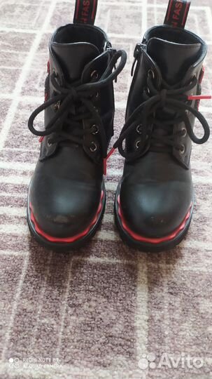 Продам ботинки