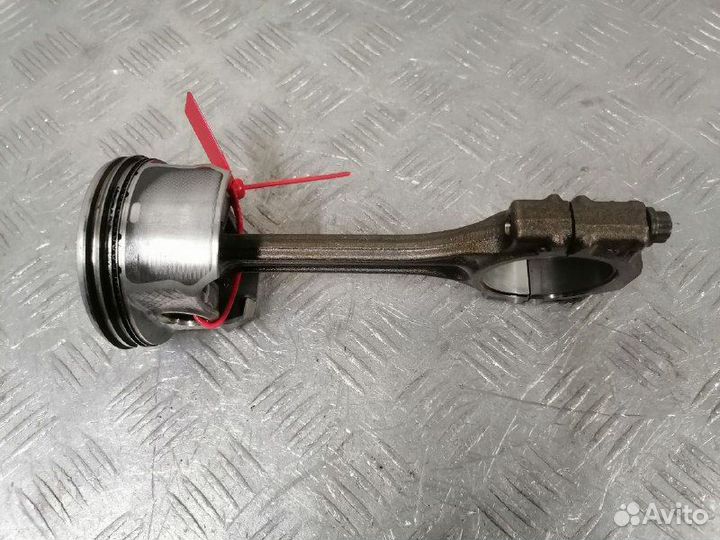 Поршень с шатуном Volkswagen Polo 4 1.4 16V FSi