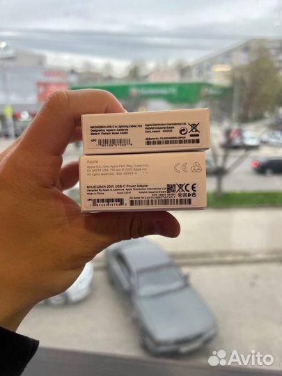 Зарядка на iPhone 20w Оригинал