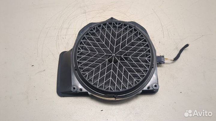 Сабвуфер Audi A4 (B8), 2015