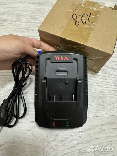 Зарядное устройство для Bosch