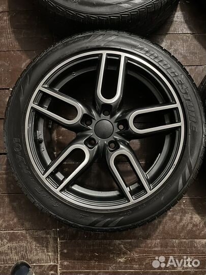 Колеса 225/45/17 Bridgestone