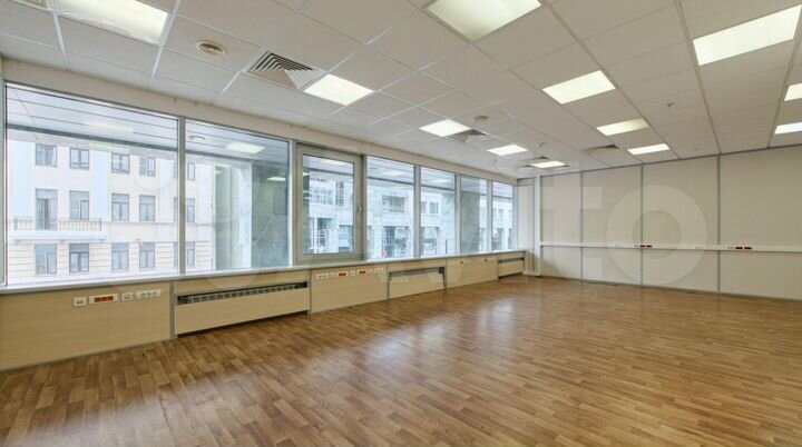 Офис, 727.7 м²