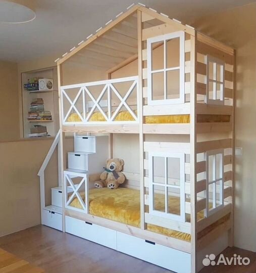 Двухъярусная кровать