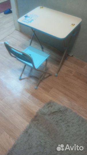 Детский стол и стул