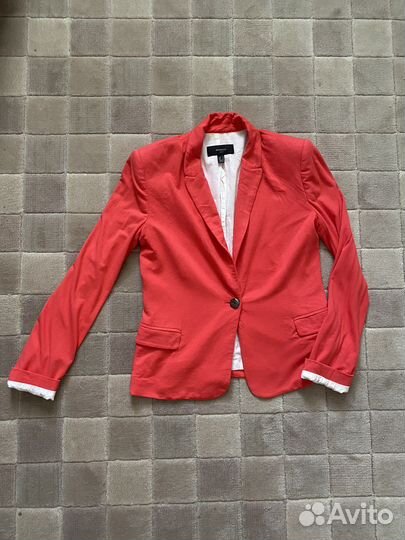 Пиджак трикотажный, размер 46. Mango