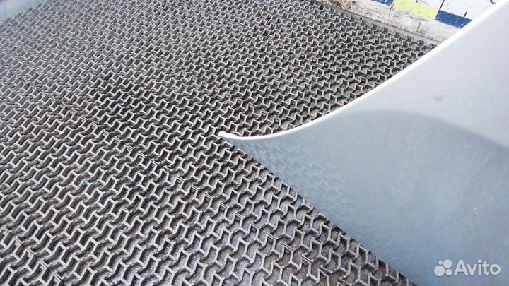 Капот BMW 1-Series