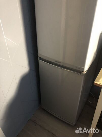 Холодильник Samsung