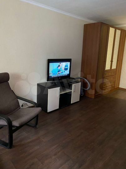 2-к. квартира, 50 м², 1/4 эт.