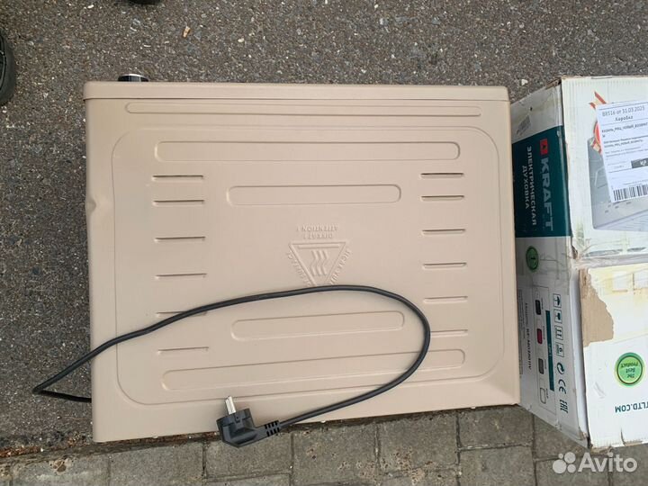 Электрическая духовка Kraft KF-MO3801IV (брак)