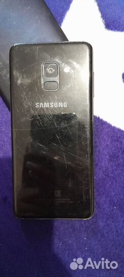 Samsung Galaxy A8 (2018), 4/32 ГБ