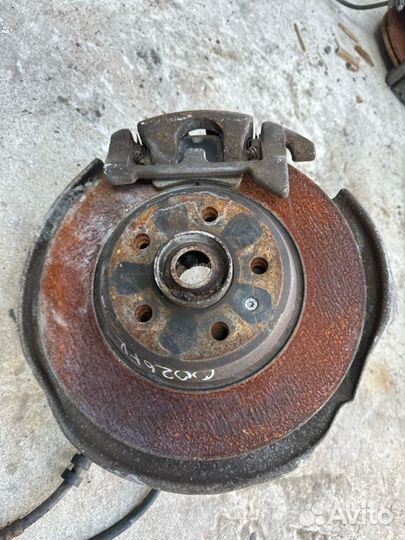 Ступица задняя правая Audi Q5 8RB caha 2010