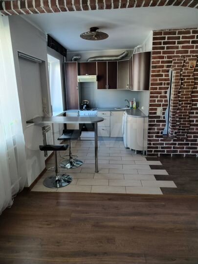 2-к. квартира, 43 м², 4/5 эт.