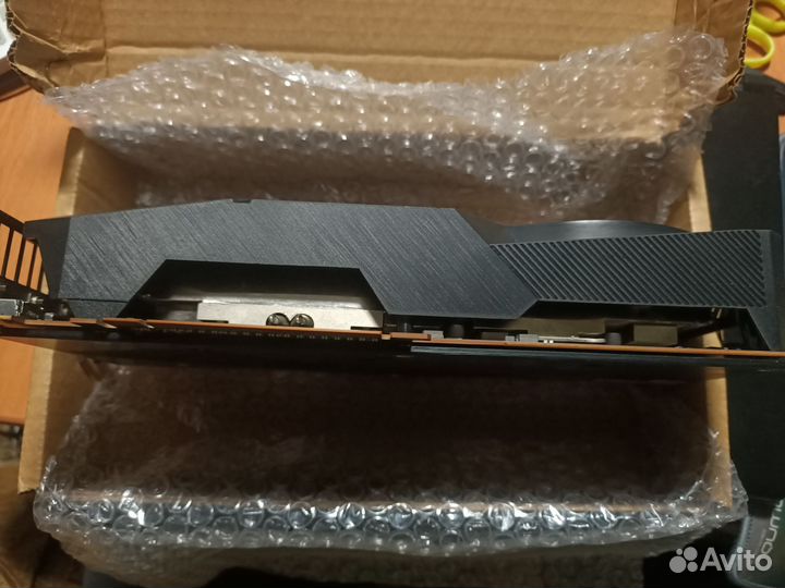 Видеокарта asus RX 5700 XT