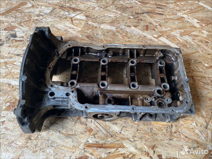 Постель коленвала Peugeot Partner