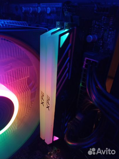 Оперативная память ddr4 32gb XPG 3600 MHz