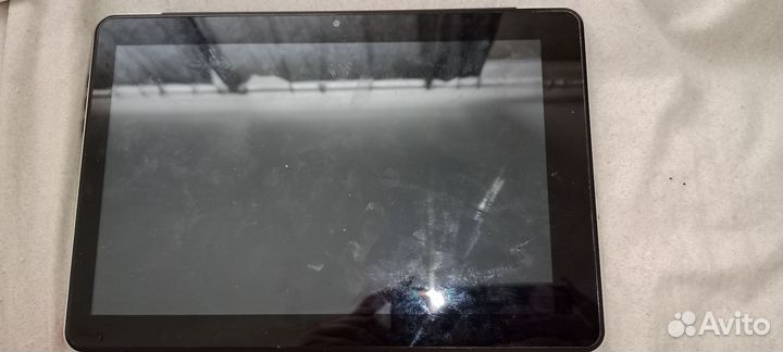 Продам планшет на запчасти