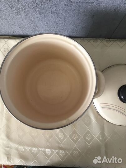 Кастрюли, миски, эмалированная посуда б/у