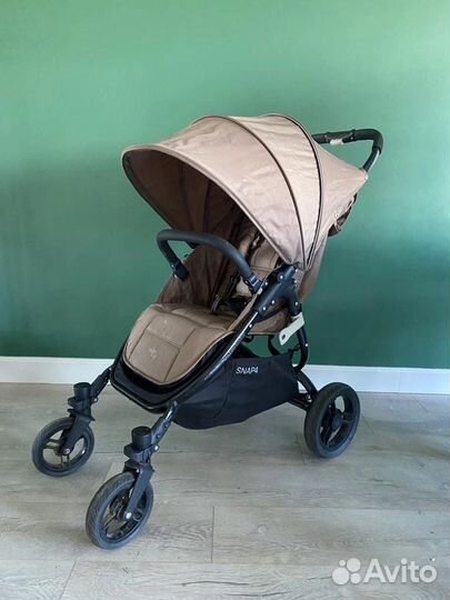 Универсальная коляска Baby Design Dotty Eco