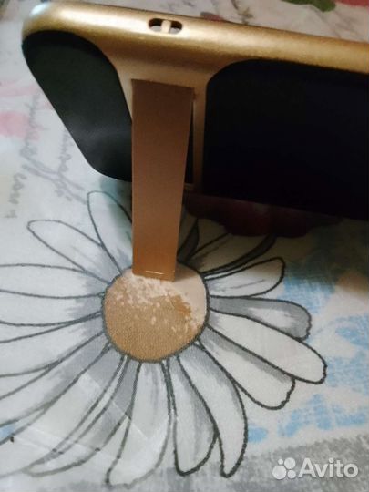 Чехол на iPhone 6s новый(с подставкой)