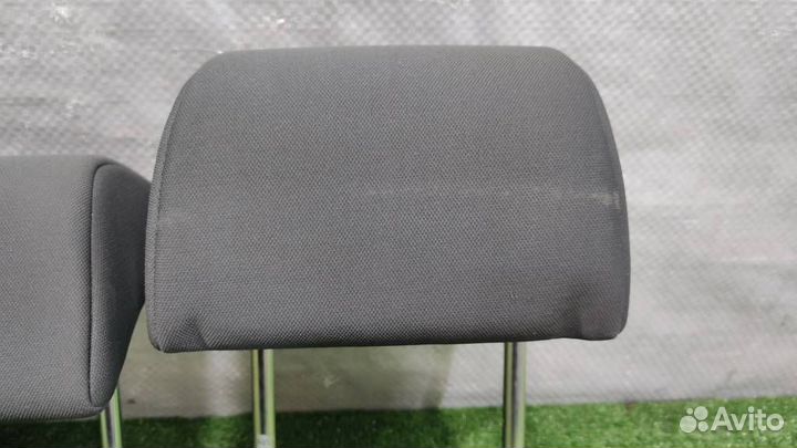 Подголовники задние Nissan Qashqai J10 2009