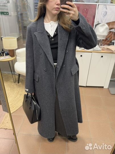 Пальто новое из шерсти