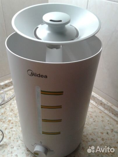 Ультразвуков увлажнитель воздуха Midea,мнu 30224MW