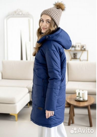 Зимнее женское полупальто
