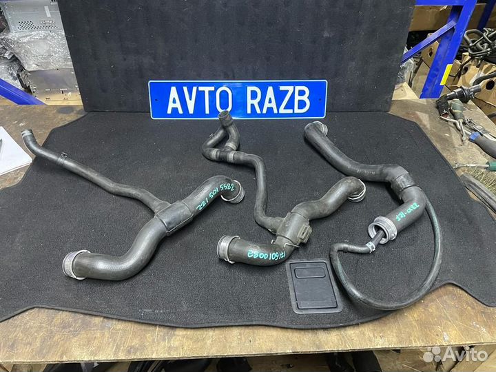 Патрубки охлаждения на Мерседес