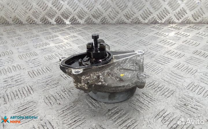 Насос вакуумный Kia Sportage 3 2012