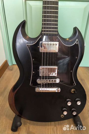 Gibson sg menace