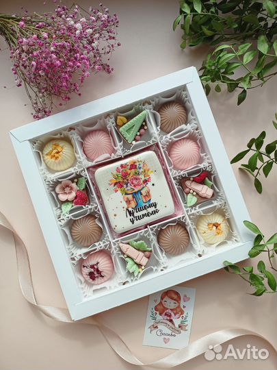 Оригинальный подарок из шоколада для учителя